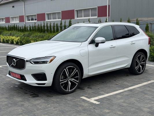 2019 VOLVO XC60 R-DESIGN T8 PLUG-IN HYBRID