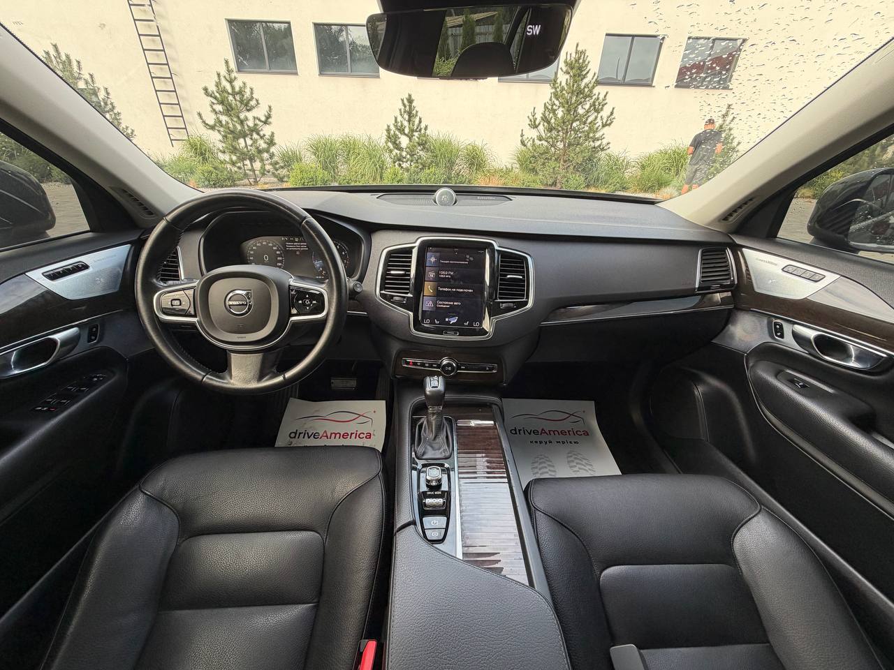 2018 VOLVO XC90 T6