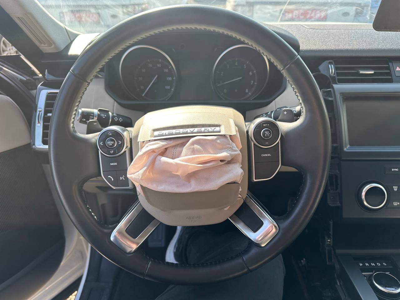 2018 LAND ROVER DISCOVERY SE