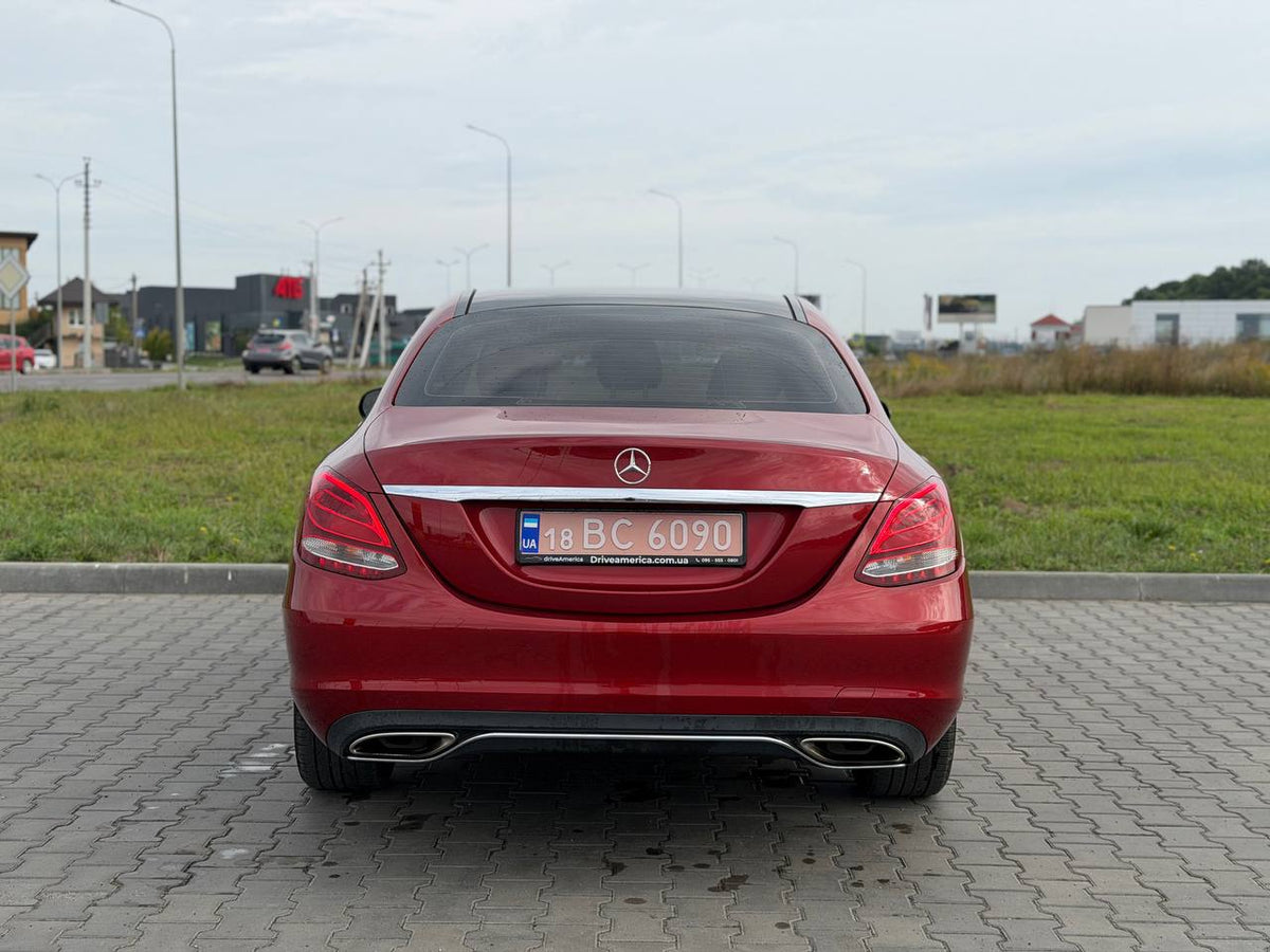 MERCEDES-BENZ C 300