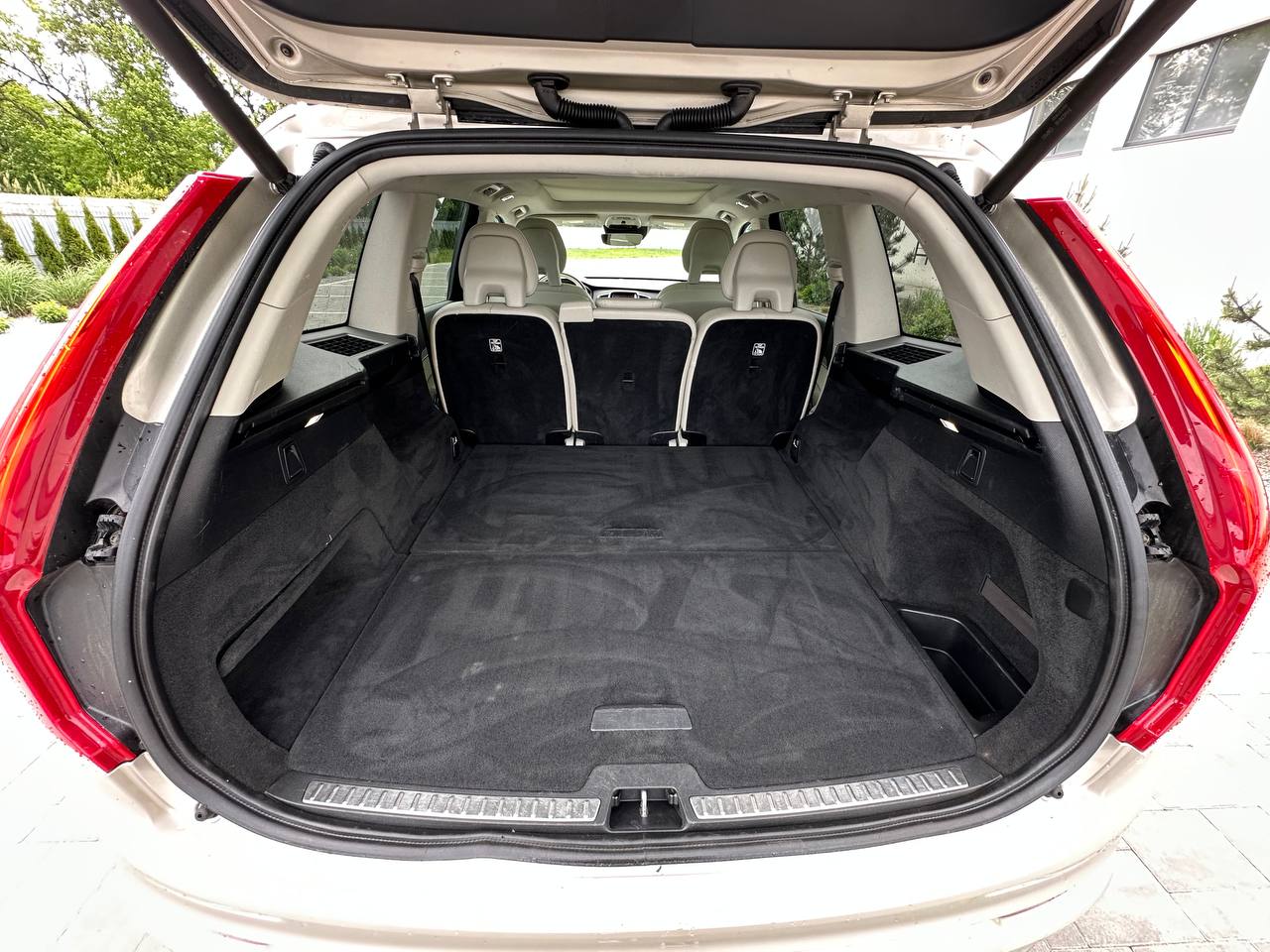 2016 VOLVO XC90 T5 AWD