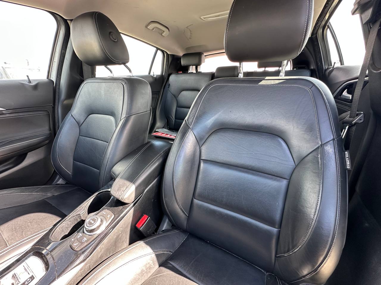 2017 INFINITI QX30 LUXURY
