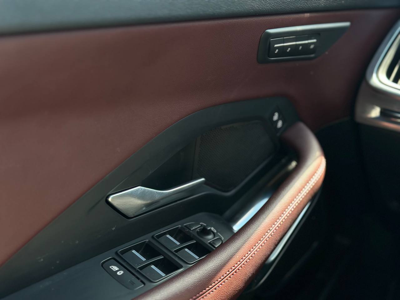 2024 JAGUAR E-PACE R-DYNAMIC SE