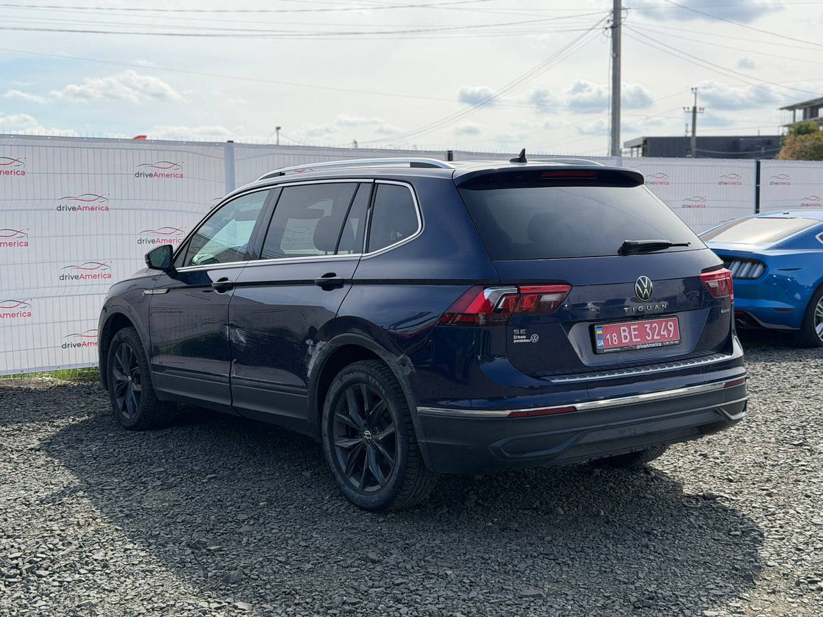 2022 VOLKSWAGEN TIGUAN SE