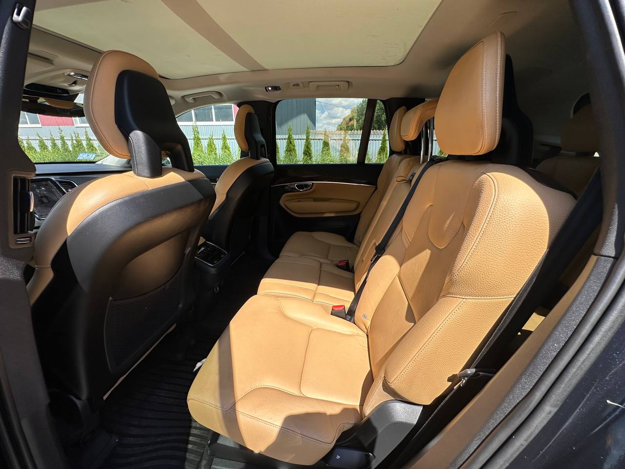 2016 VOLVO XC90 T6