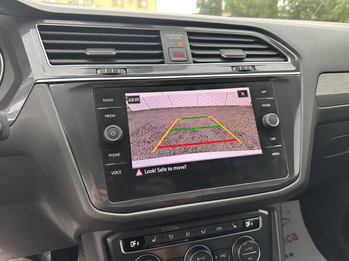 2021 VOLKSWAGEN TIGUAN SE