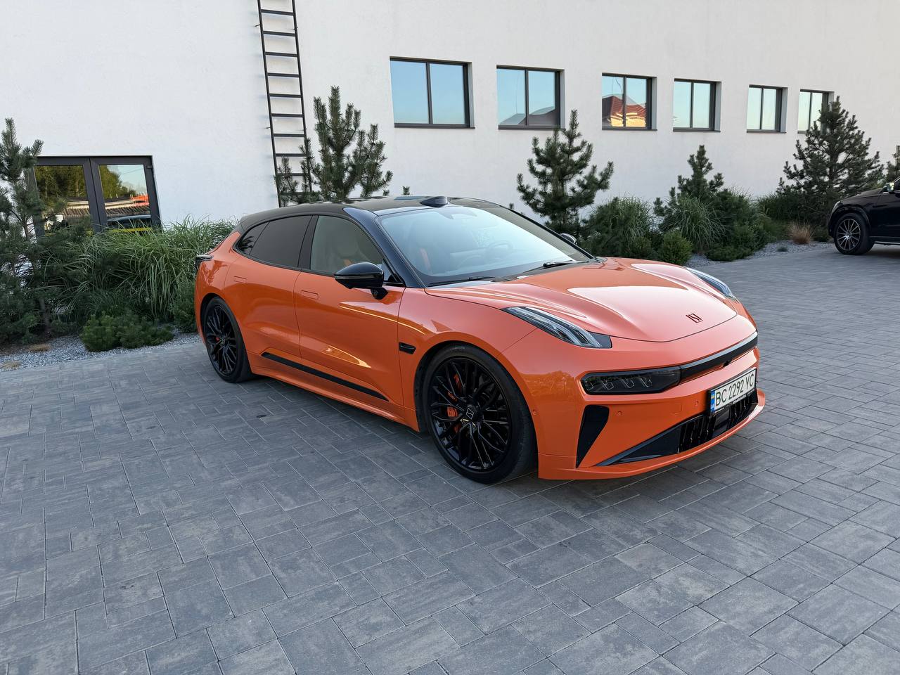 2024 ZEEKR 001