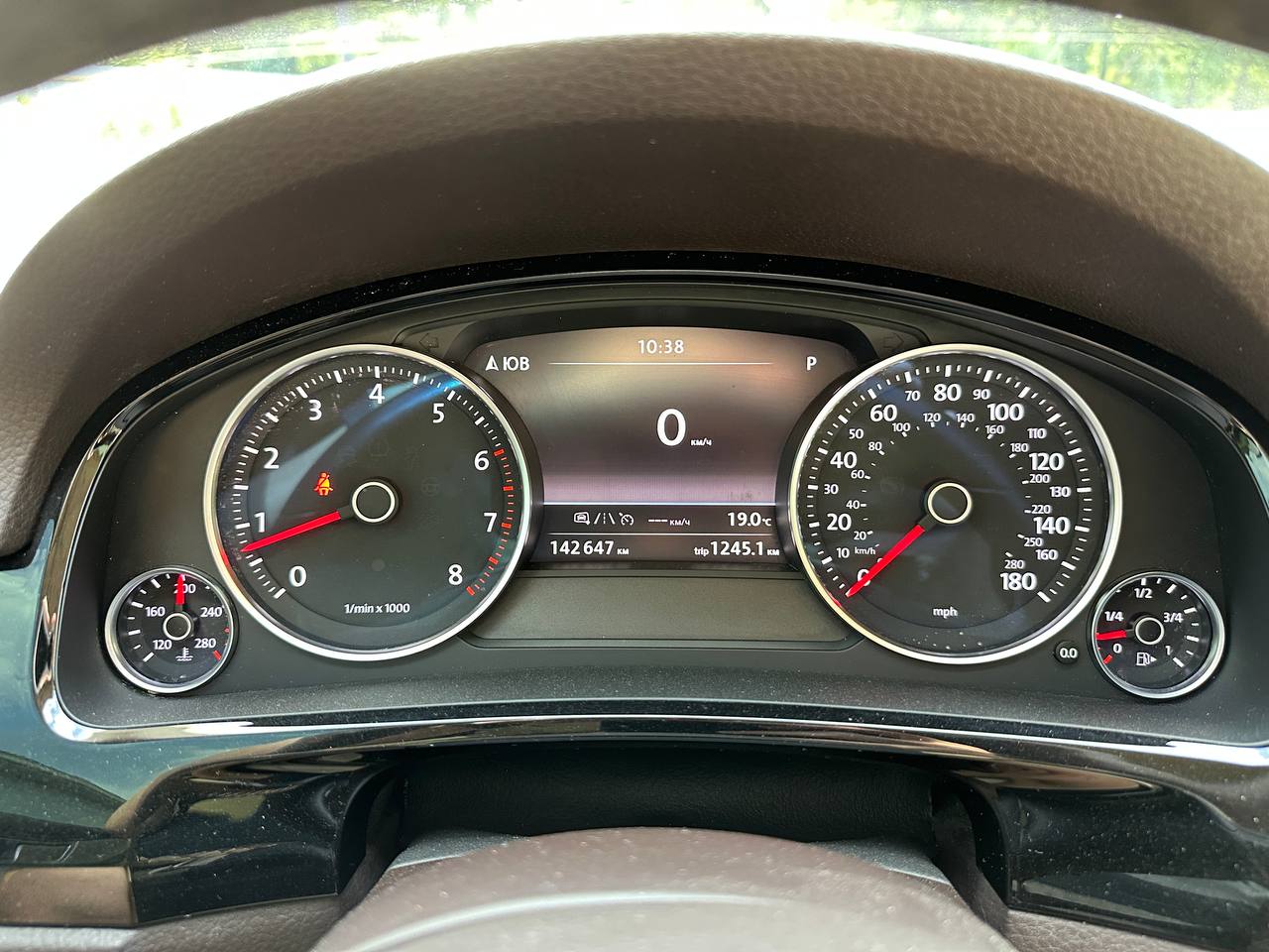 VOLKSWAGEN TOUAREG 2015