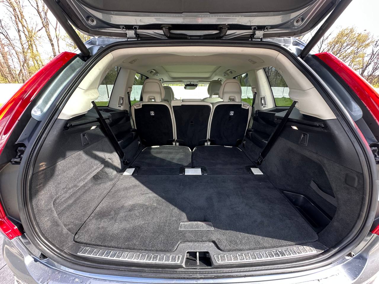 2016 VOLVO XC90 T6 MOMENTUM