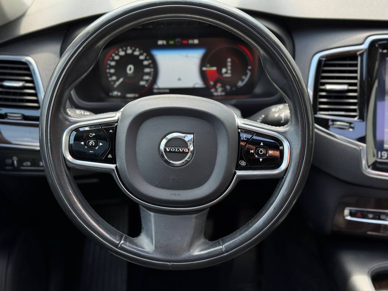 2016 Volvo XC90 T8 Plug-in hybrid