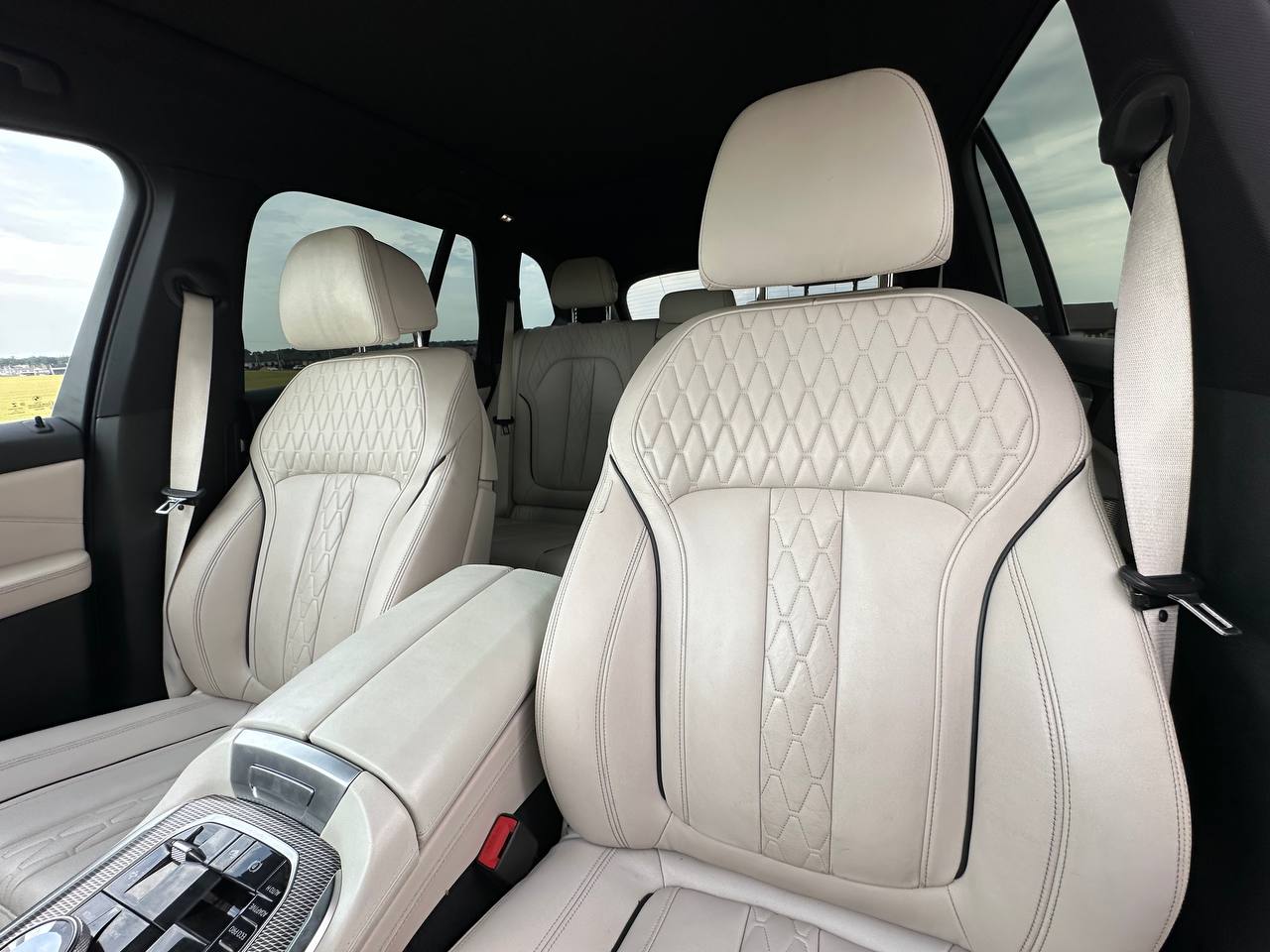 2019 BMW X5 XDRIVE 50i M-SPORT(ПНЕВМО)