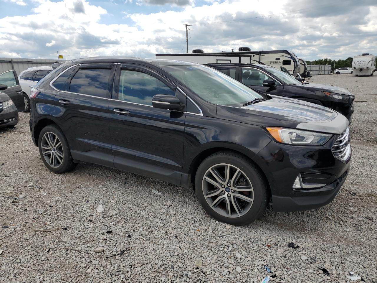 FORD EDGE TITANIUM