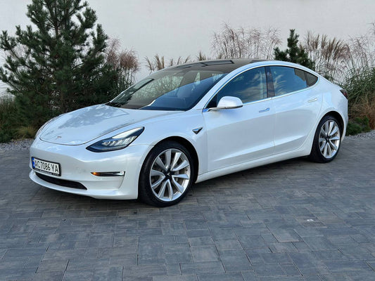 TESLA MODEL 3 LR DM