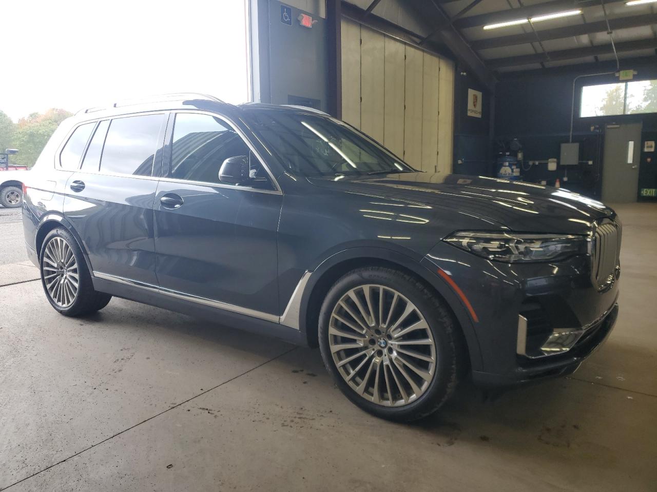 BMW X7 XDRIVE40I