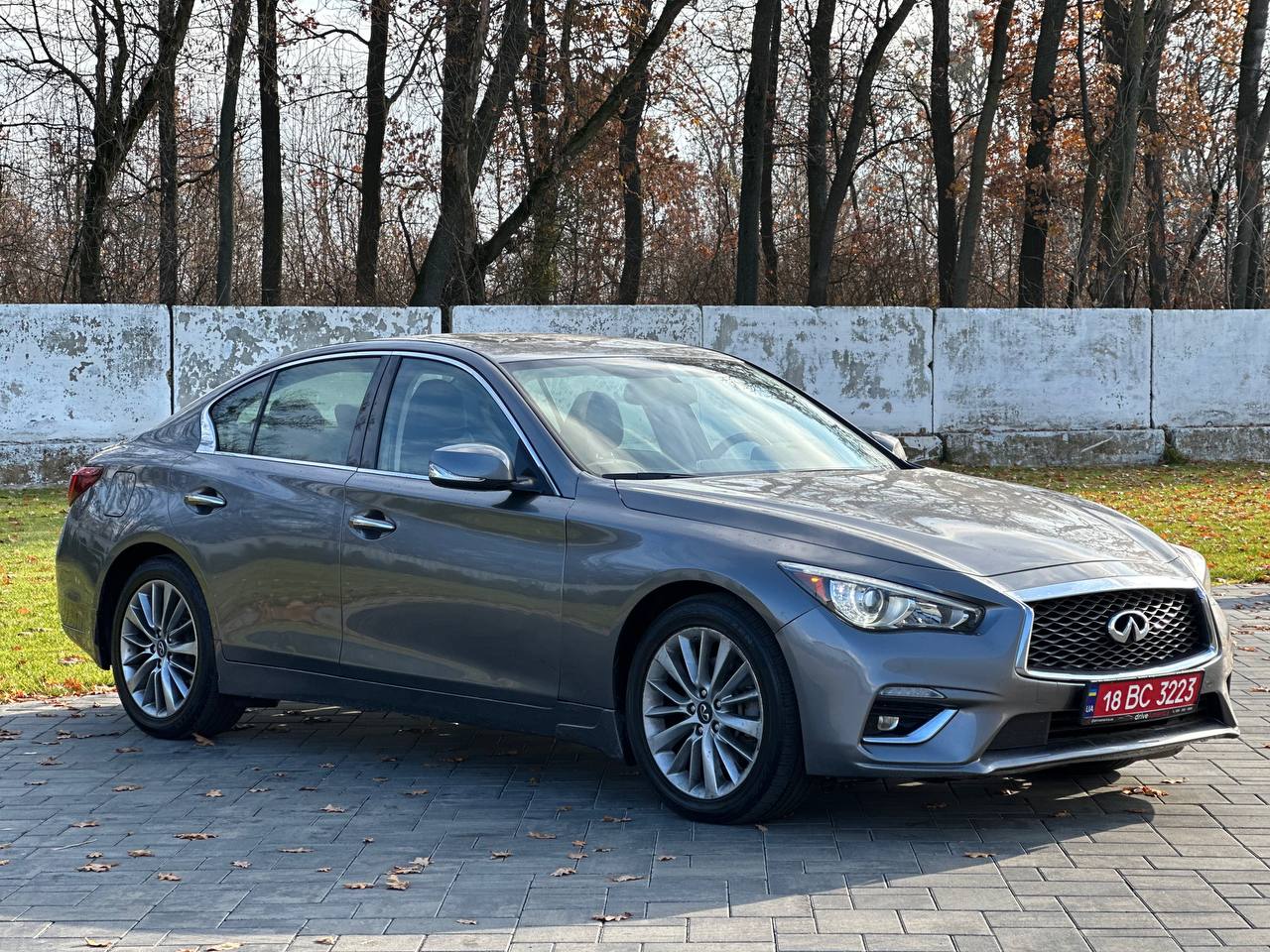 INFINITI Q50 PURE