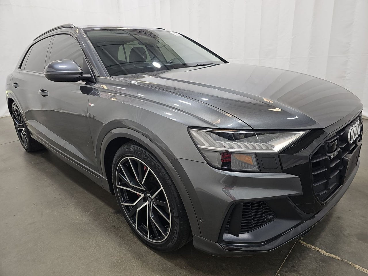 2020 AUDI Q8 S-LINE(ПНЕВМА)