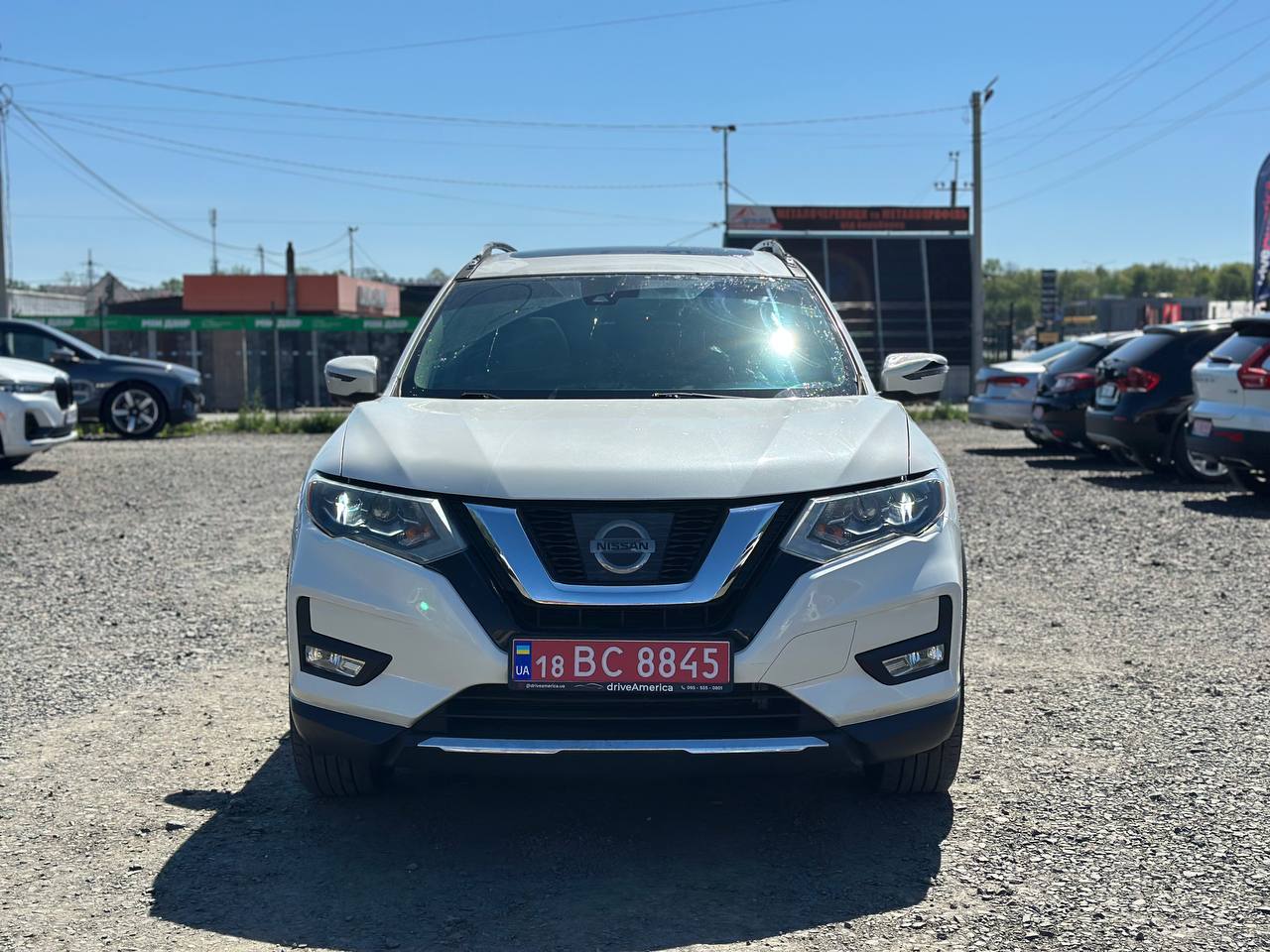 2017 NISSAN ROGUE SL
