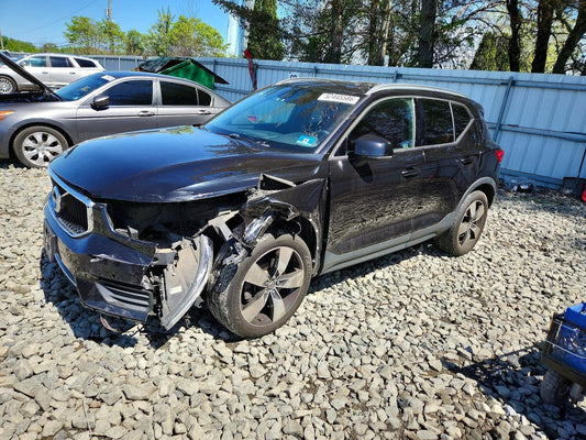 2019 VOLVO XC40 T5 MOMENTUM