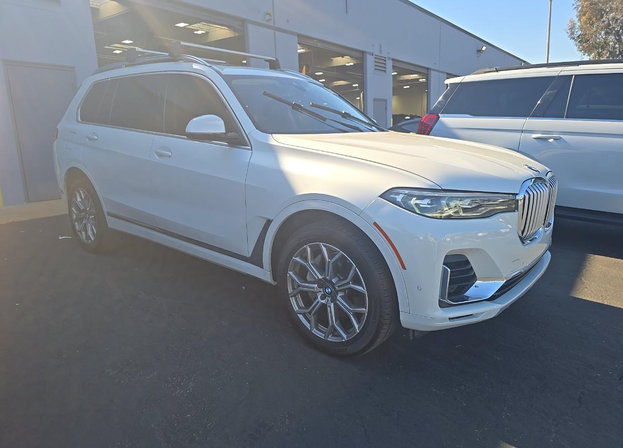 2020 BMW X7 40i