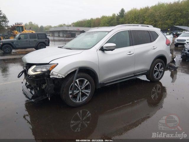 2017 NISSAN ROGUE SL