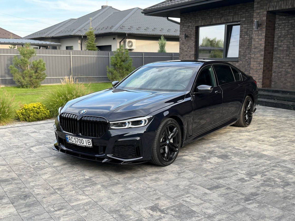 2016 BMW G12 740i M-SPORT