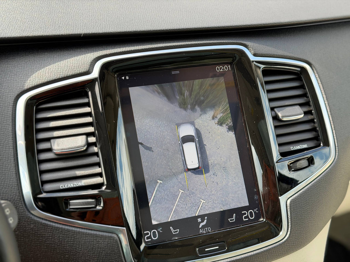 2016 VOLVO XC90 T6 MOMENTUM