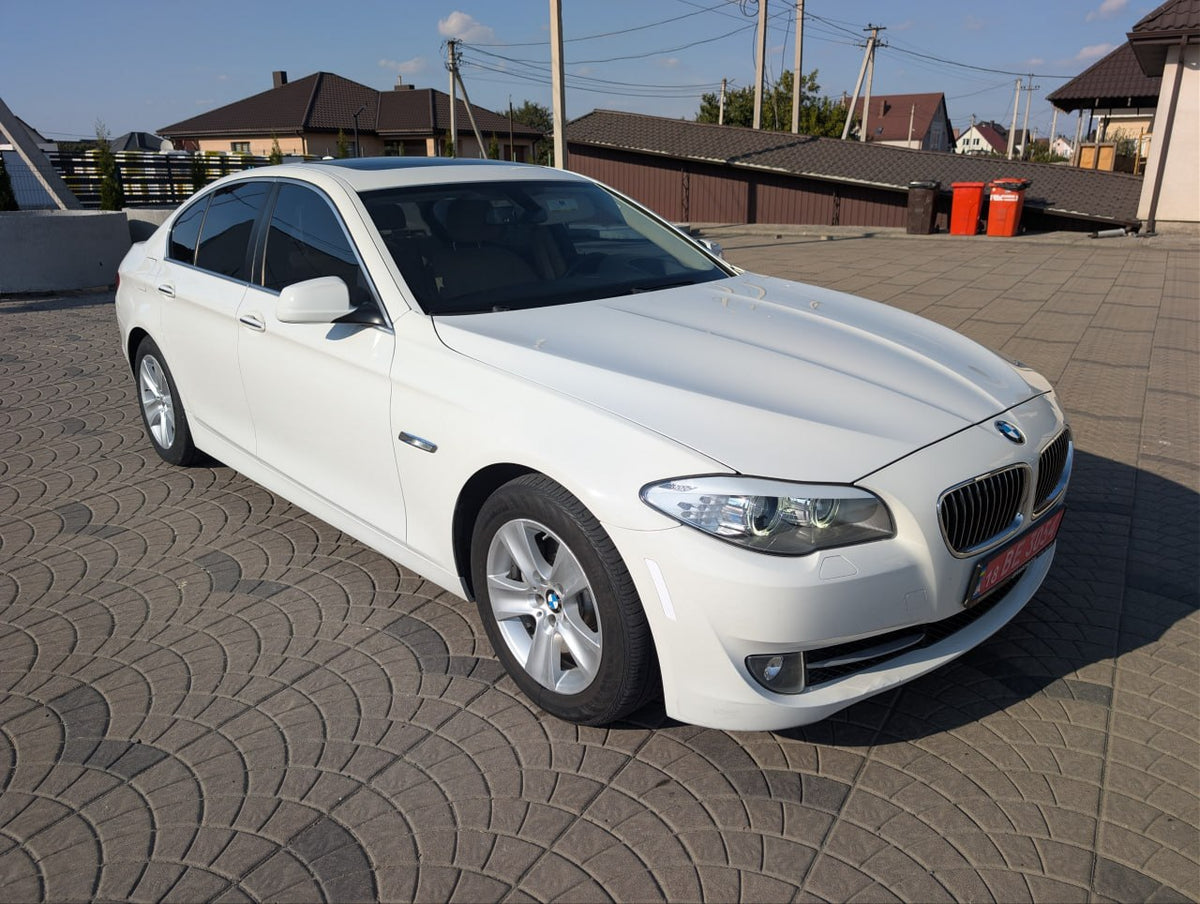 2013 BMW 528i F10