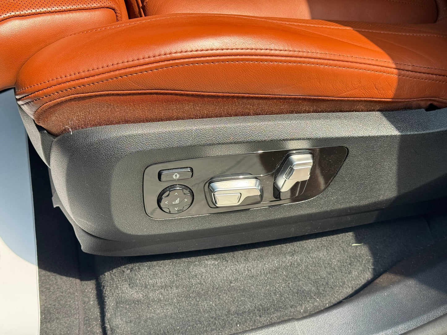 2019 BMW X7 40i M-SPORT