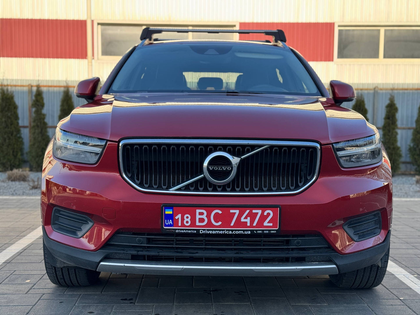 2019 VOLVO XC40 T5 MOMENTUM