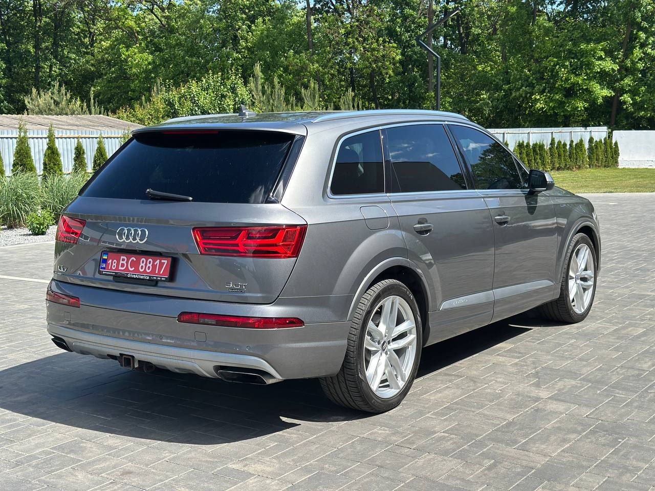 2017 AUDI Q7 PRESTIGE (ПНЕВМА)