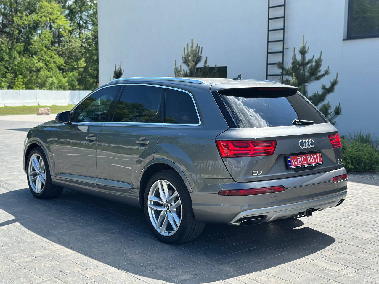 2017 AUDI Q7 PRESTIGE (ПНЕВМА)