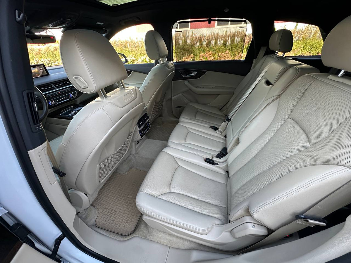 2017 AUDI Q7 PRESTIGE