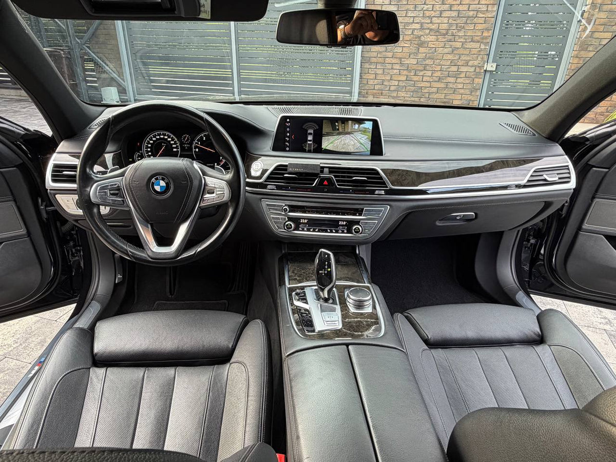 2016 BMW G12 740i M-SPORT