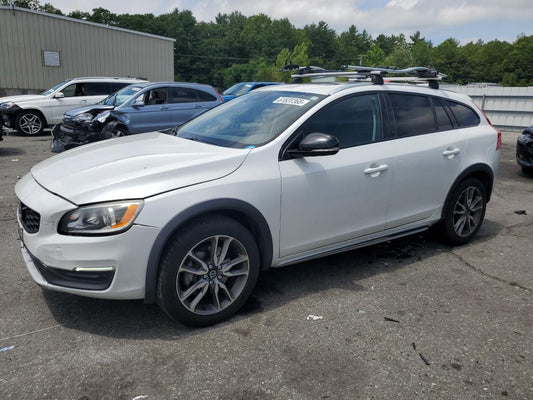 VOLVO V60 CROSS COUNTRY PREMIER