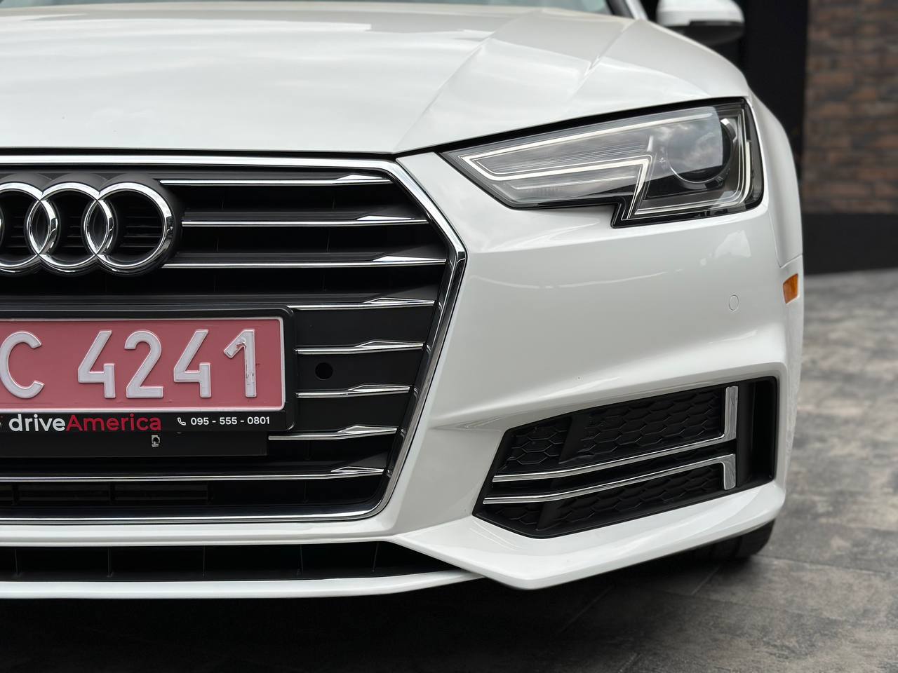 AUDI A4 PREMIUM S-LINE