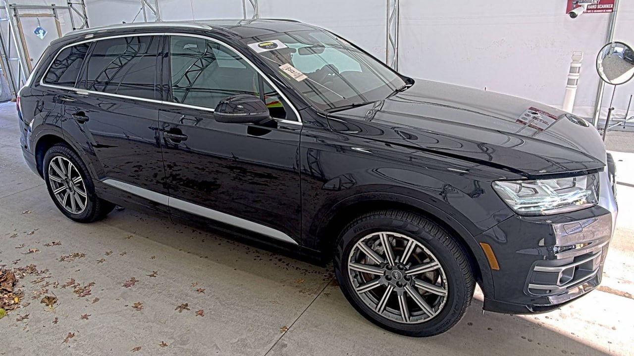 AUDI Q7 PREMIUM PLUS