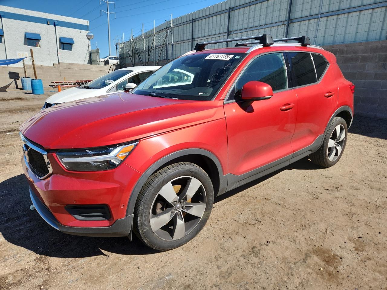 VOLVO XC40 T5 MOMENTUM