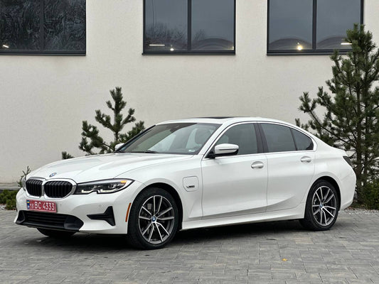 2022 BMW 330 E PHEV