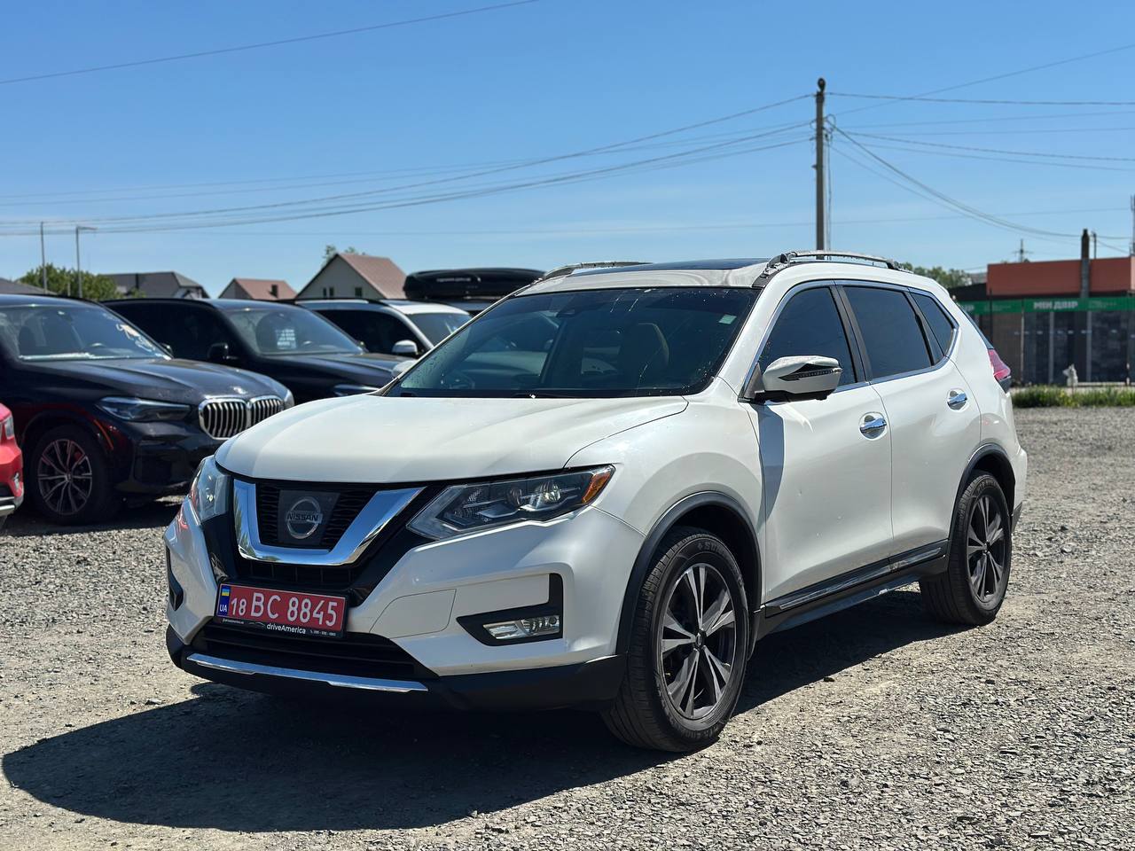 2017 NISSAN ROGUE SL