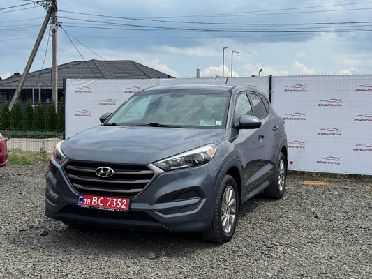 2016 HYUNDAI TUCSON SE