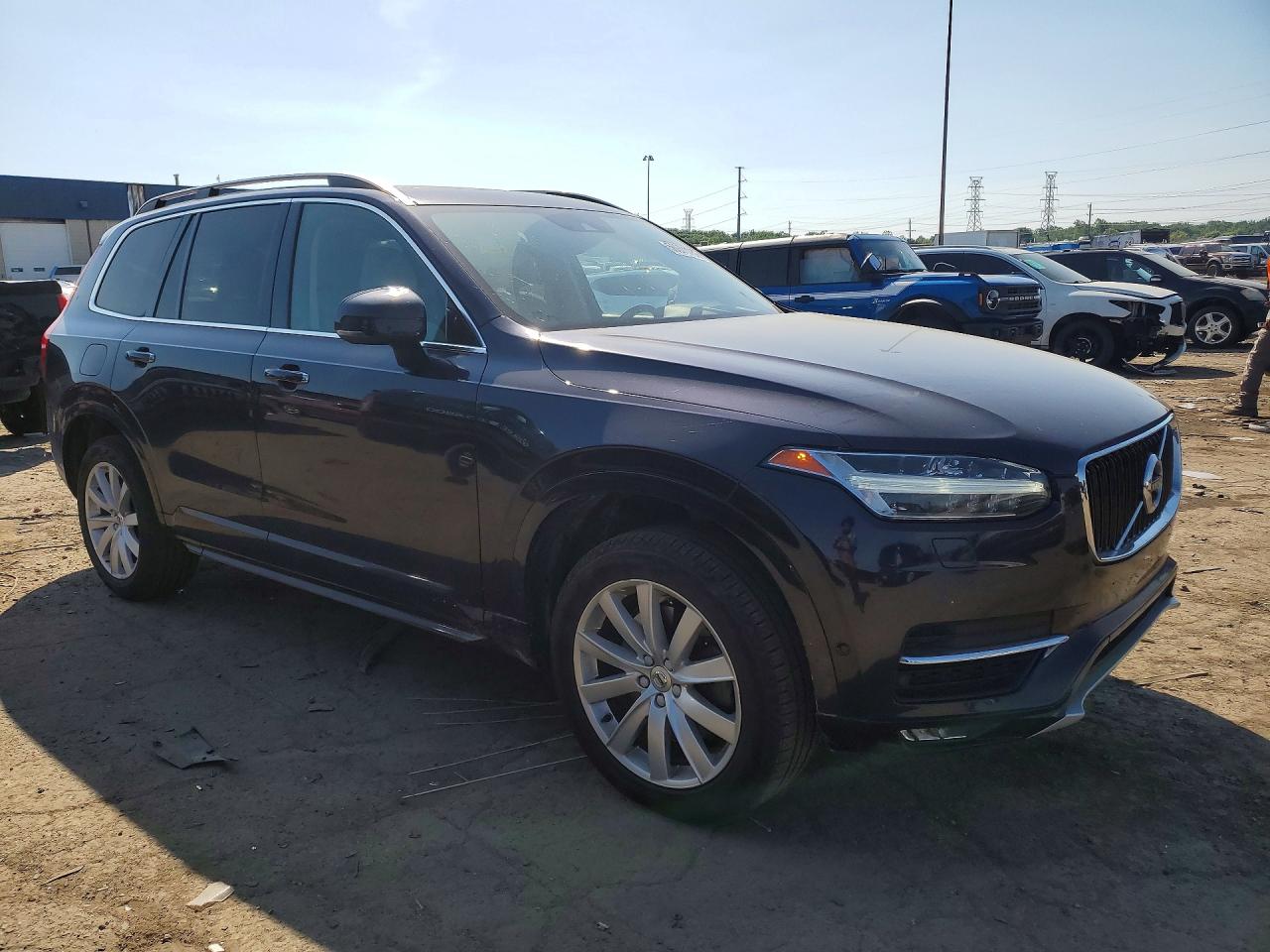 2016 VOLVO XC90 T6