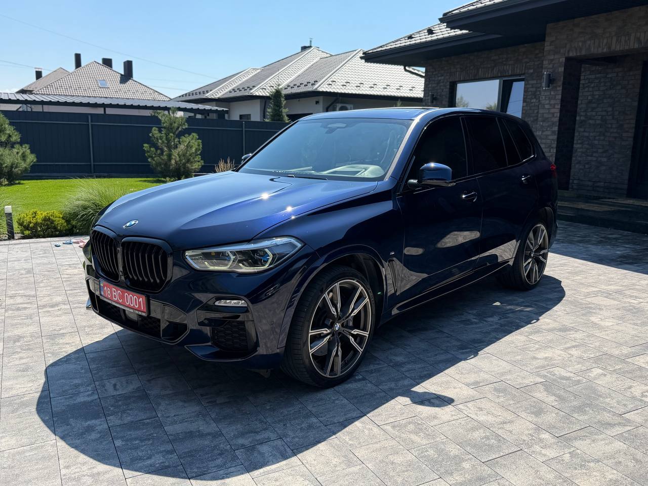 2020 BMW X5 M50i
