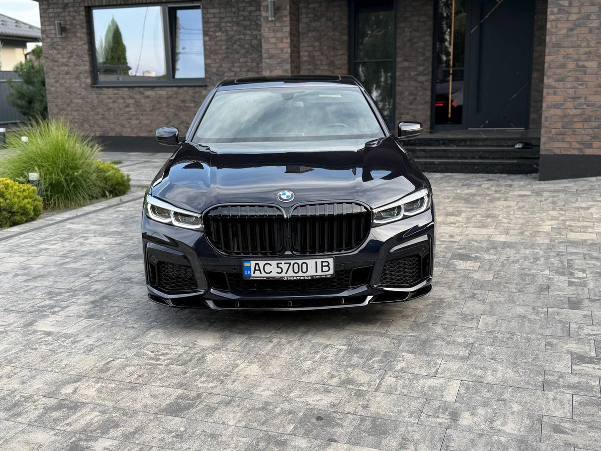 2016 BMW G12 740i M-SPORT
