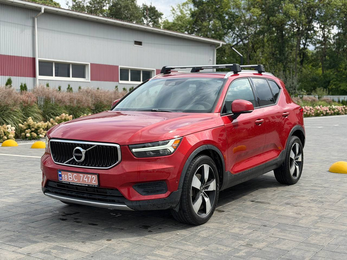 2019 VOLVO XC40 T5 MOMENTUM