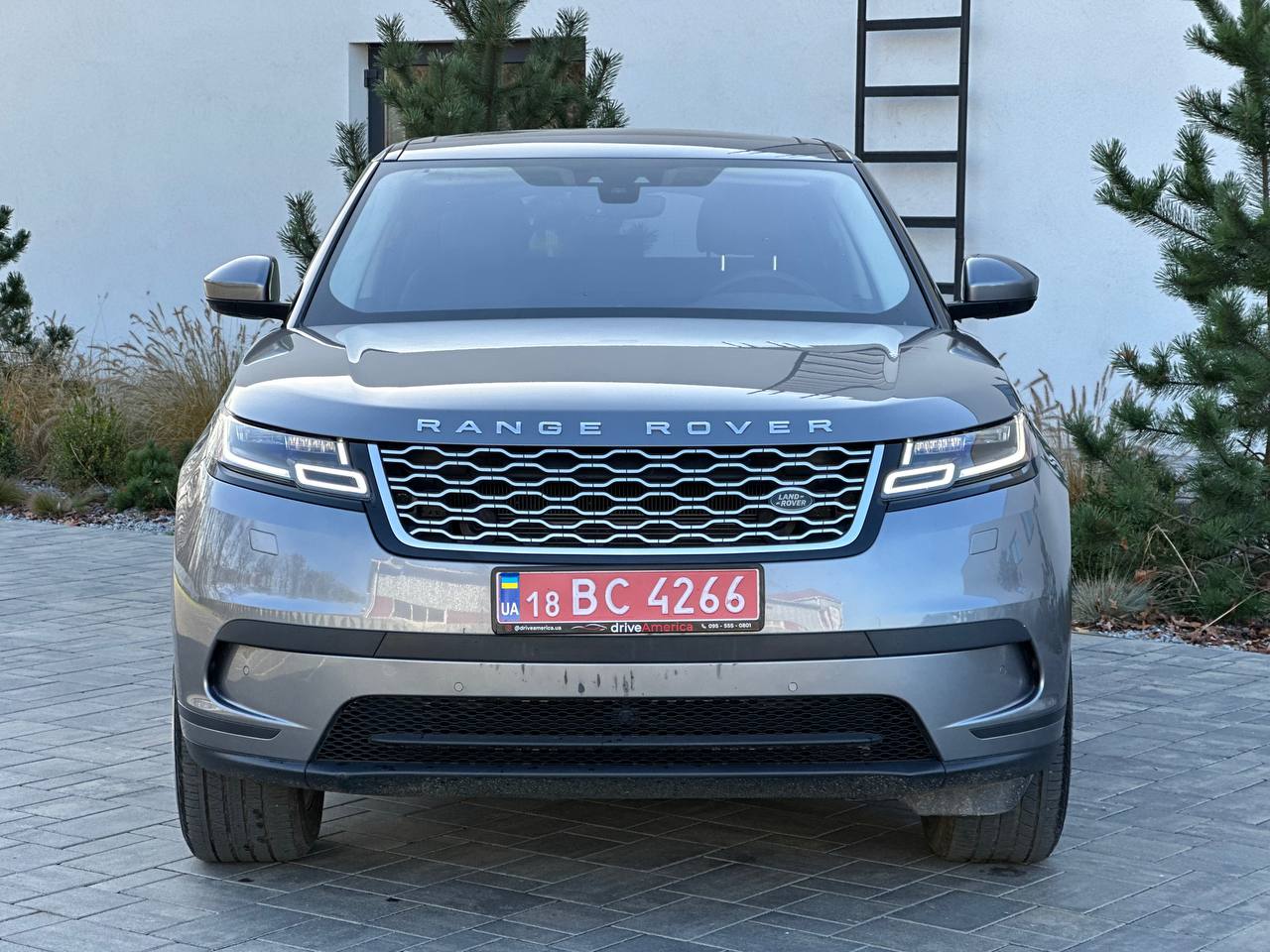 LAND ROVER RANGE ROVER VELAR S