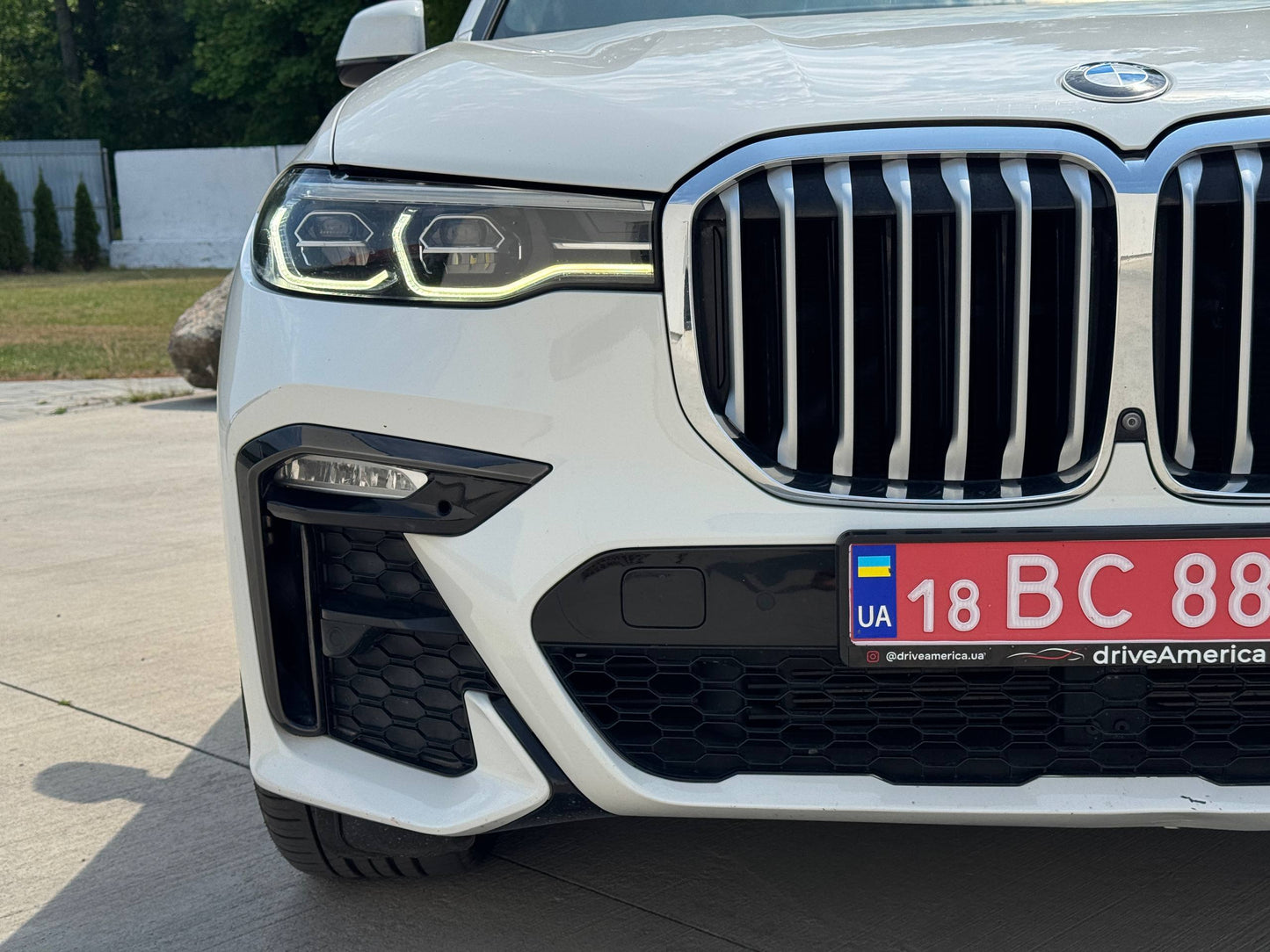 2019 BMW X7 40i M-SPORT
