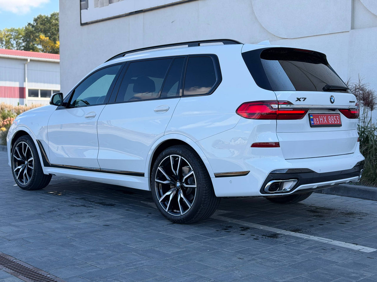 2019 BMW X7 40i M-SPORT