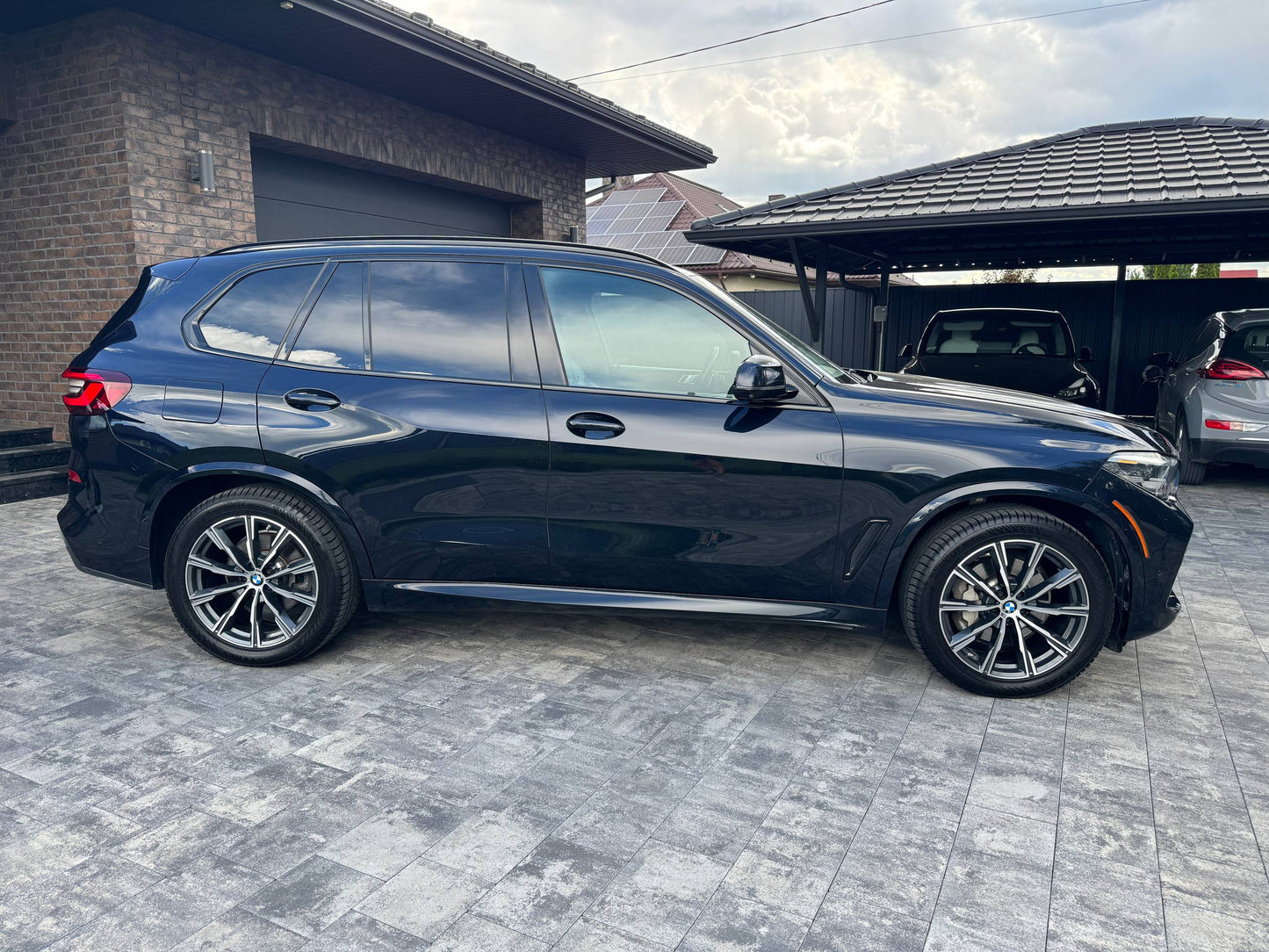 2020 BMW X5 XDRIVE 40i M-SPORT