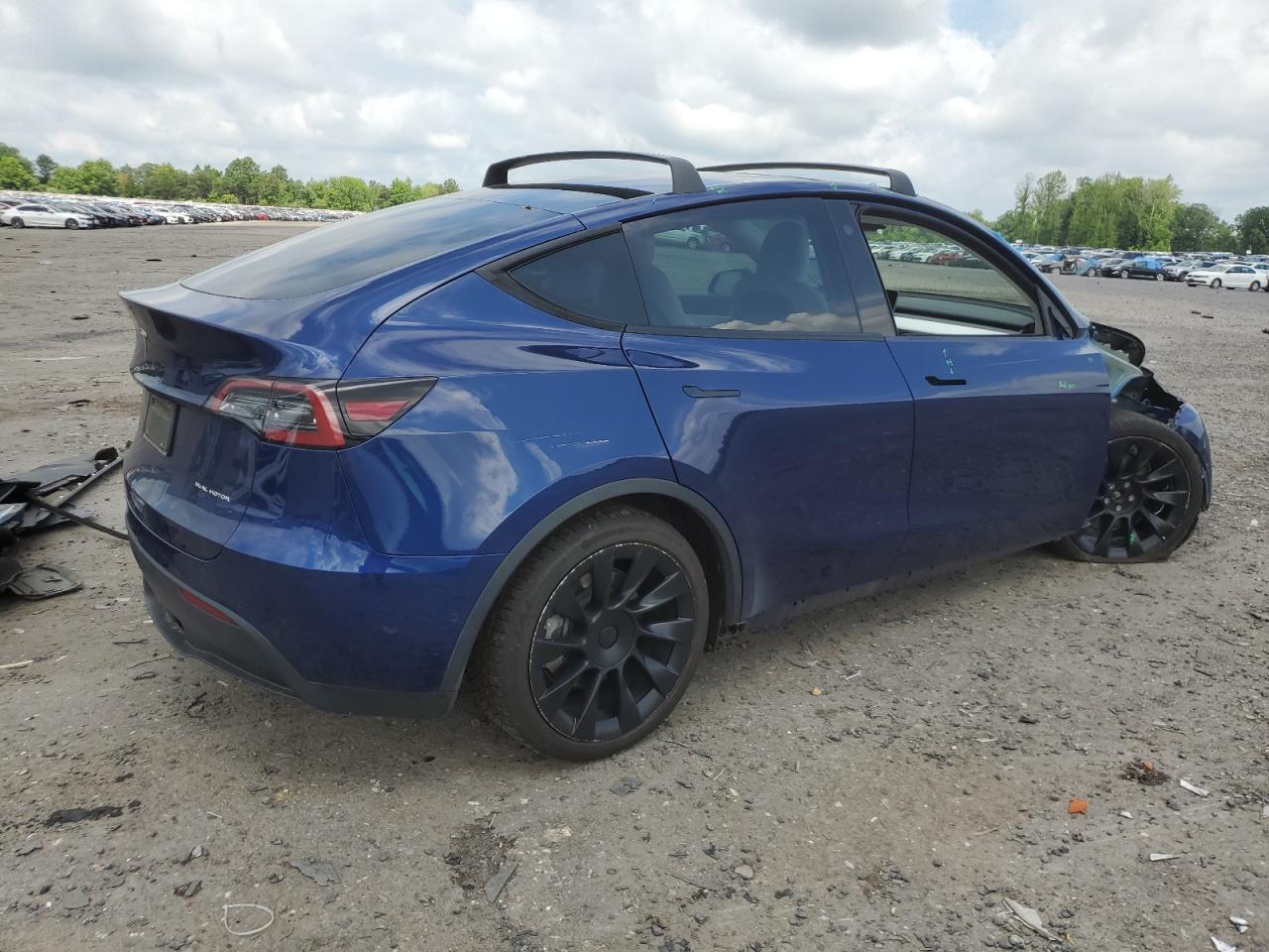 TESLA MODEL Y LR DM