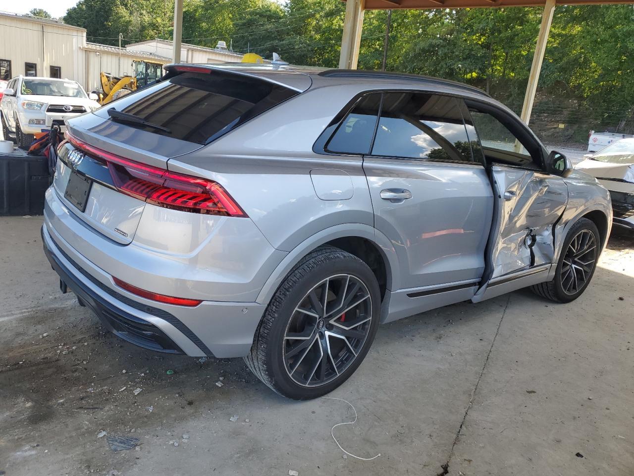 AUDI Q8 PREMIUM PLUS S-LINE